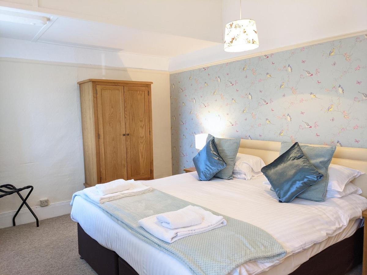 Sparkford Hotel 3*